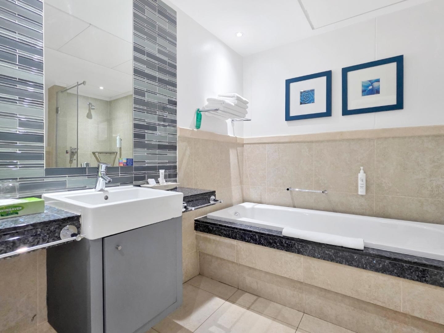 1 Bedroom Property for Sale in Foreshore Western Cape